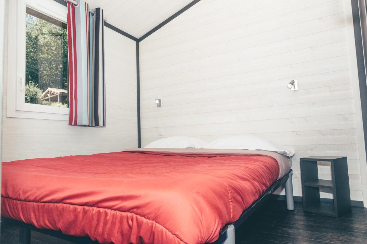 Hotel Terres De France - Les Hameaux De Pomette Marminiac Esterno foto